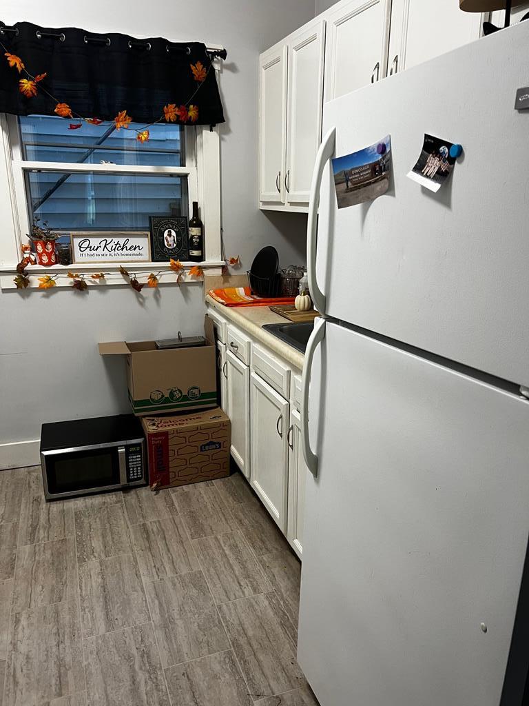downstairs unit kitchen